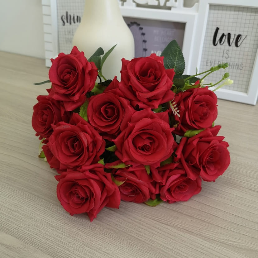Искусственные цветы в Дзержинске | Цветы искусственные «Розы острые», красные, букет
