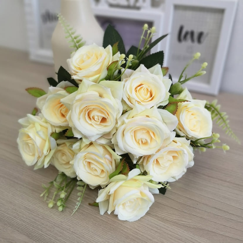 Искусственные цветы в Дзержинске | Цветы искусственные «Розы острые», молочно-персиковые, букет