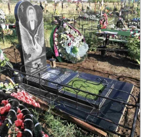 Памятник в виде сердца: воплощение любви