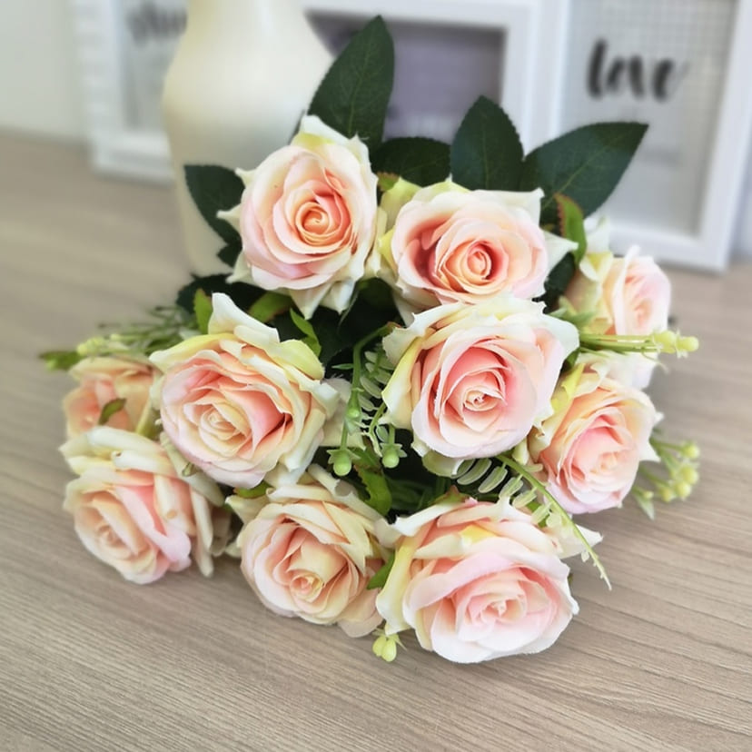 Искусственные цветы в Дзержинске | Цветы искусственные «Розы острые», розовато-молочные, букет