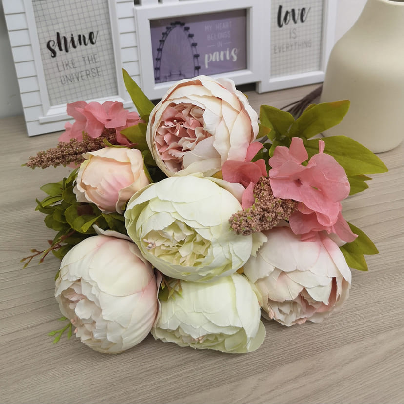 Искусственные цветы на могилу в Дзержинске | Цветы искусственные «Пионы», молочно-розовые, букет